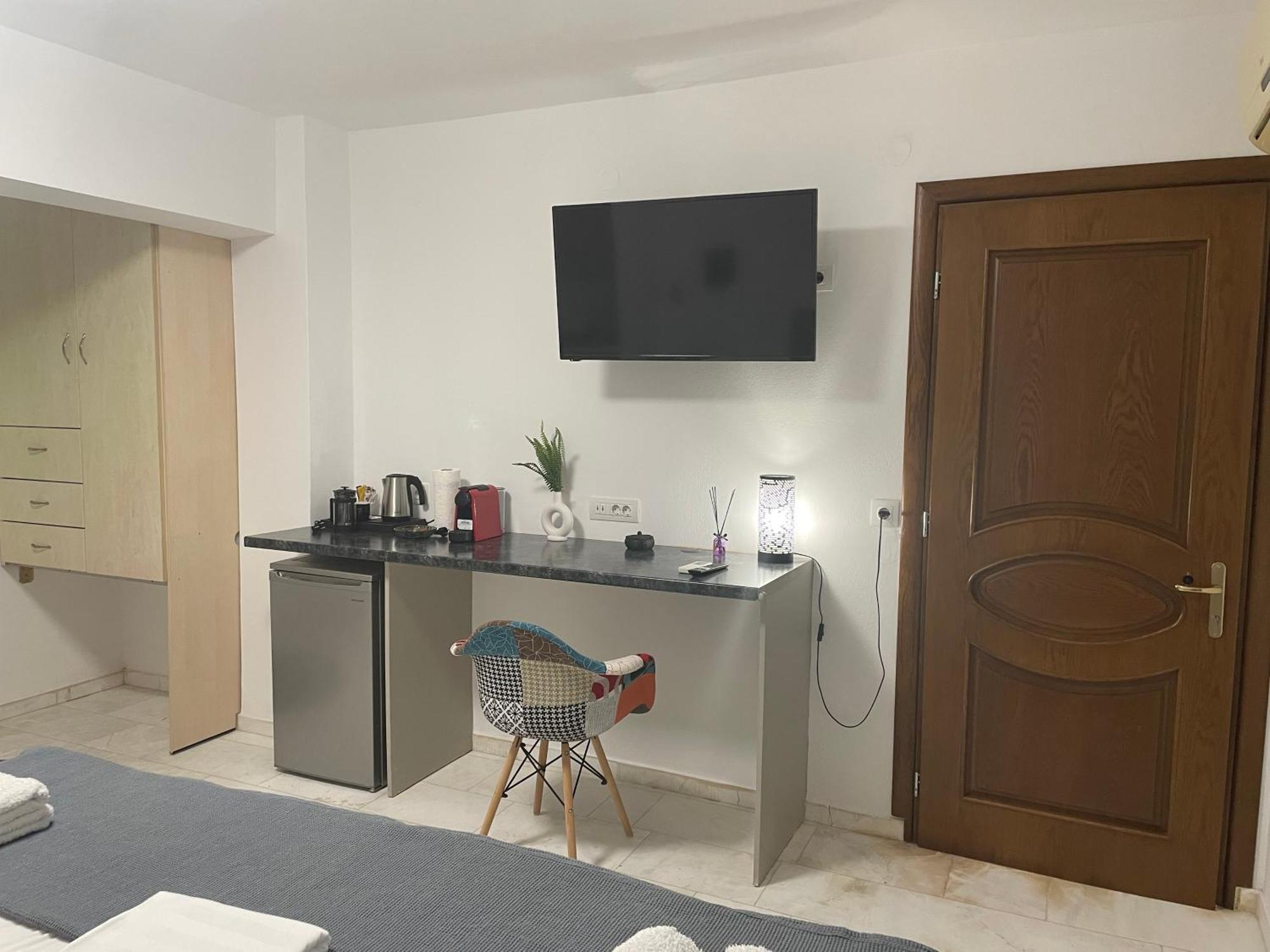 Hotel Kourkoumelata Argostoli  Exteriör bild