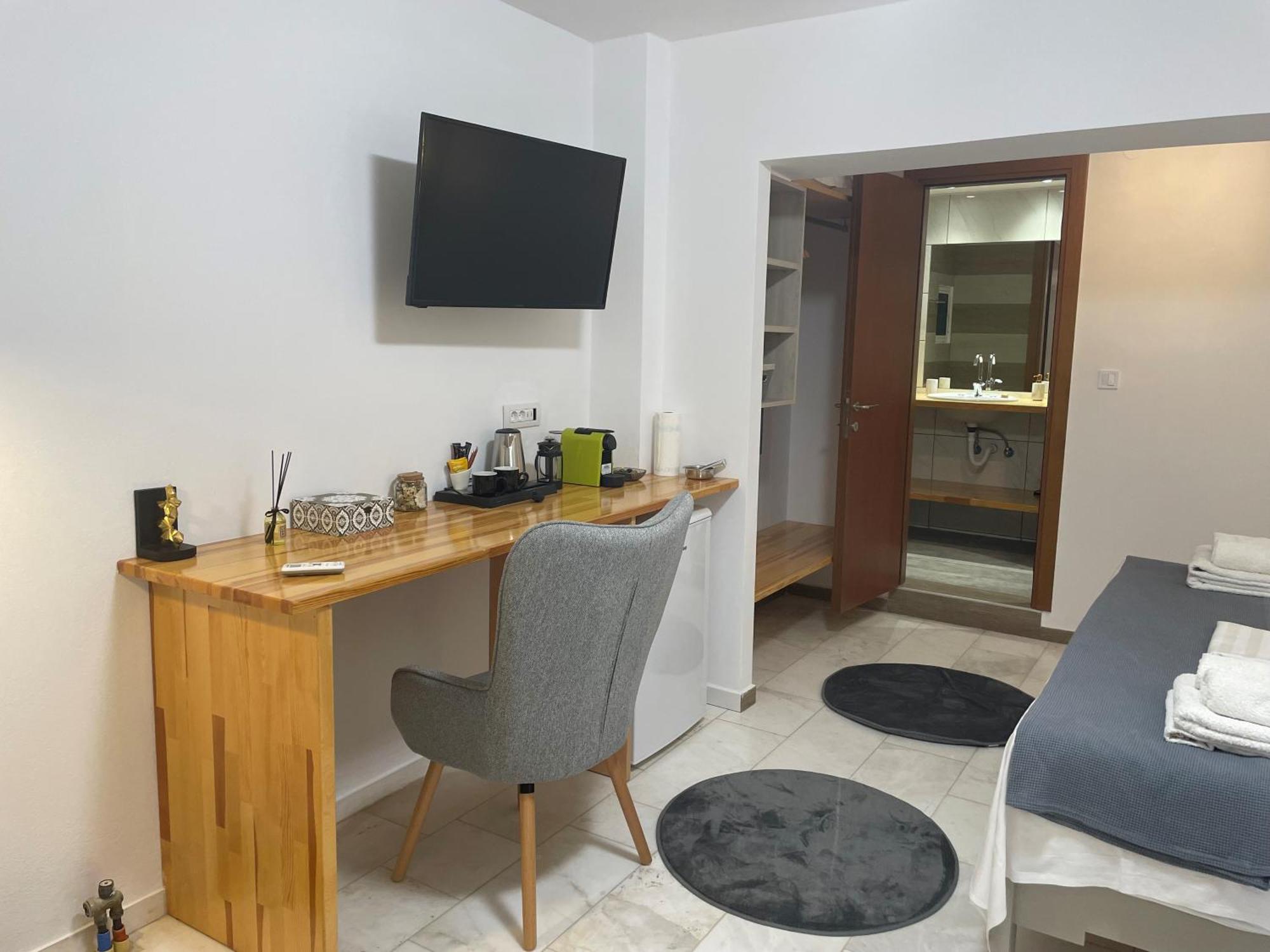 Hotel Kourkoumelata Argostoli  Exteriör bild