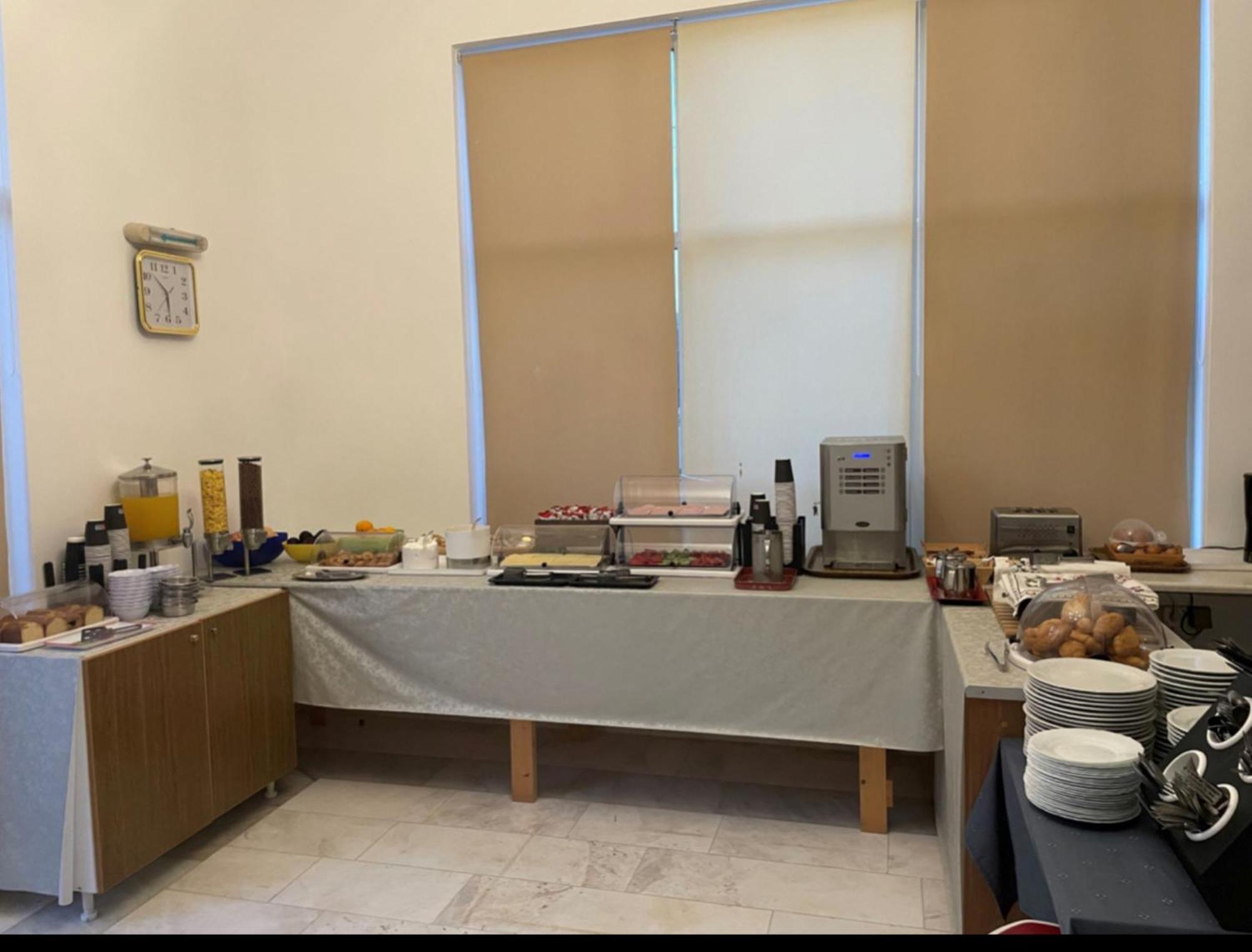 Hotel Kourkoumelata Argostoli  Exteriör bild