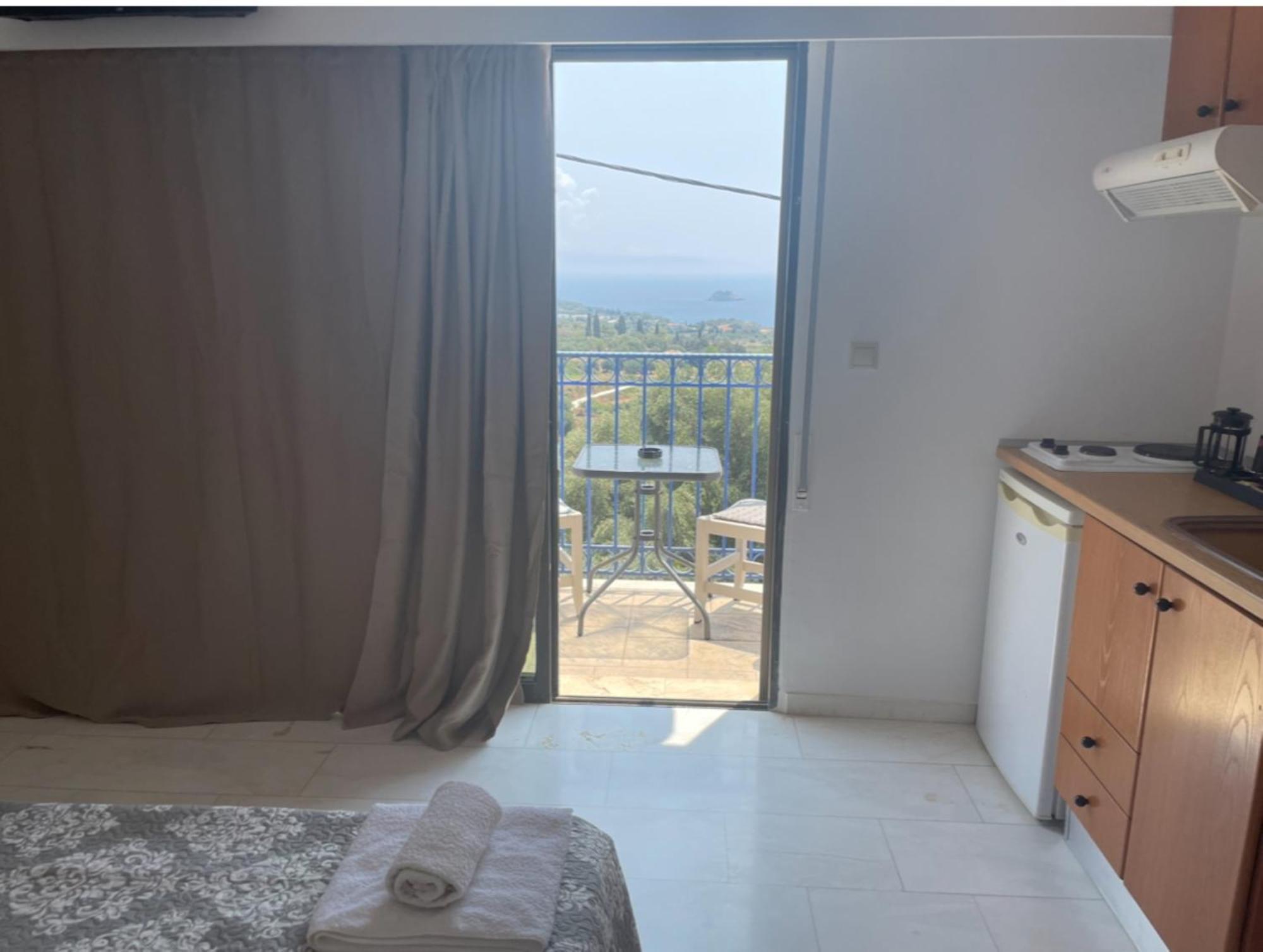 Hotel Kourkoumelata Argostoli  Exteriör bild