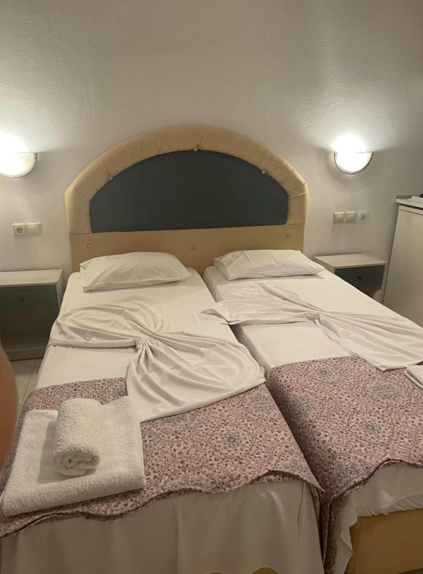 Hotel Kourkoumelata Argostoli  Exteriör bild